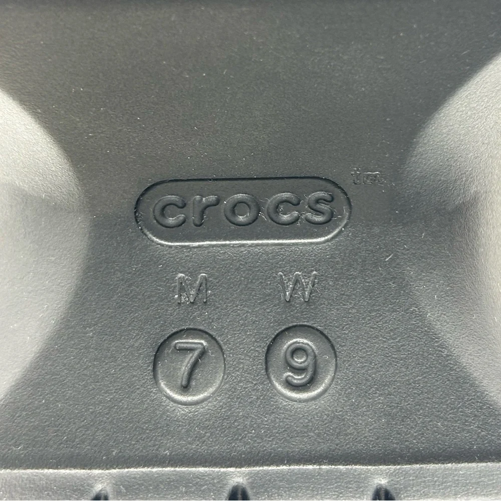 Crocs Women’s Platform Sandals Size 9 White Black Chunky Comfort New With Tag